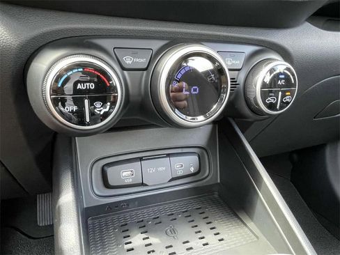 New 2026 Hyundai Venue SEL image 35