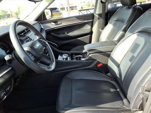 Used 2021 Jeep Grand Cherokee L Limited AWD/4WD image 9