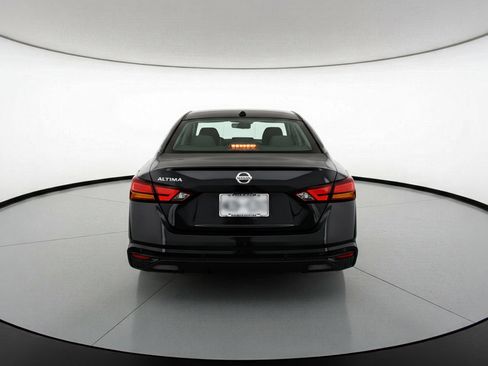 Used 2025 Nissan Altima 2.5 SV image 7