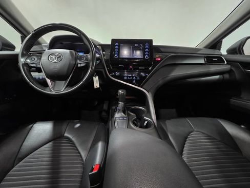 Used 2024 Toyota Camry SE FWD image 14