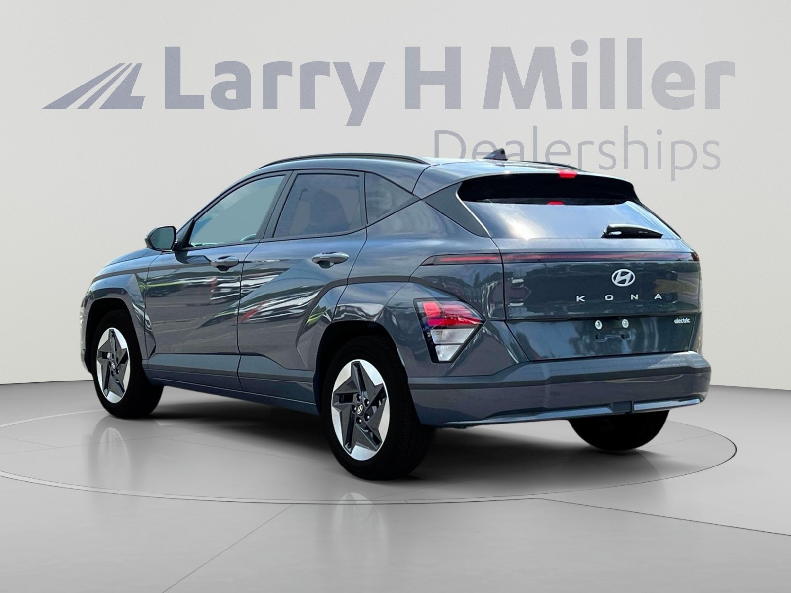 New 2025 Hyundai Kona SEL FWD image 5