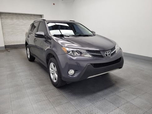 Used 2014 Toyota RAV4 XLE w/ Preferred Accessory Package FWD image 13