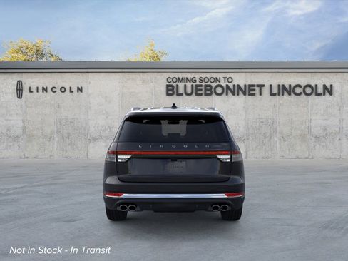 New 2026 Lincoln Aviator 2WD image 5