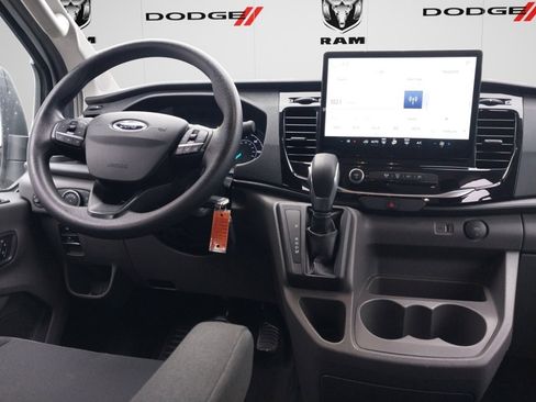 Used 2023 Ford Transit 350 XLT image 11