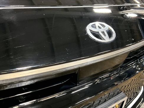 Used 2023 Toyota Crown Platinum image 29