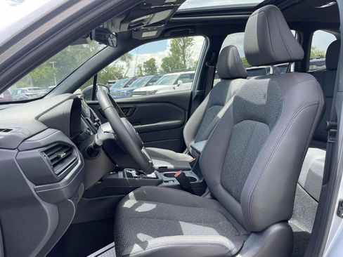 Certified 2025 Subaru Forester Premium AWD/4WD image 8