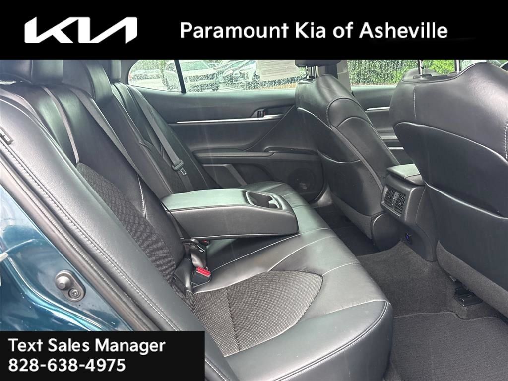 Used 2020 Toyota Camry XSE FWD image 28