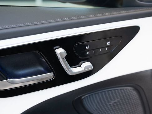 Used 2022 Mercedes-Benz C 300 4MATIC Sedan image 23