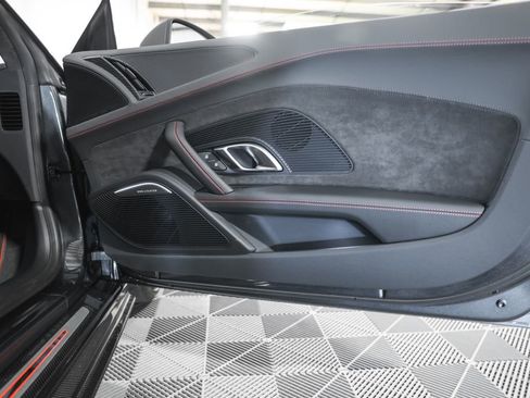 Used 2023 Audi R8 V10 GT RWD image 24