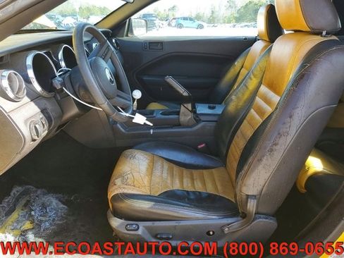 Used 2005 Ford Mustang GT Premium image 8