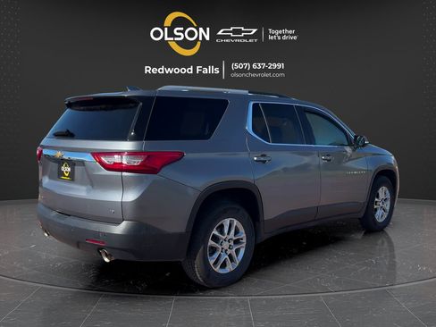 Used 2018 Chevrolet Traverse LT AWD/4WD image 5