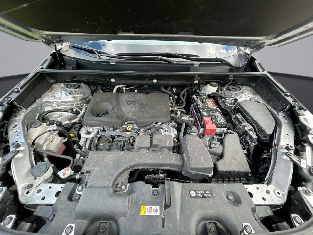 Used 2024 Toyota RAV4 LE FWD image 31