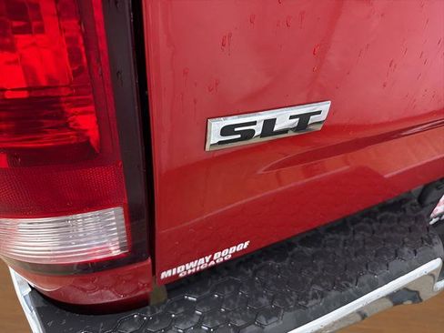 Used 2021 RAM 1500 Classic SLT image 7