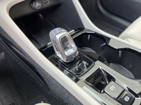 Used 2022 Volvo XC40 T5 Inscription w/ Advanced Package AWD/4WD image 25
