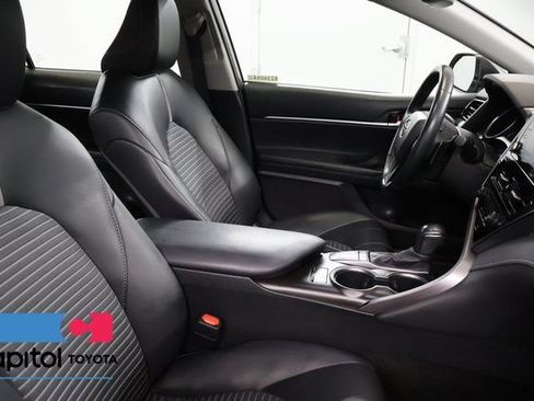 Used 2023 Toyota Camry SE w/ Cold Weather Package FWD image 27