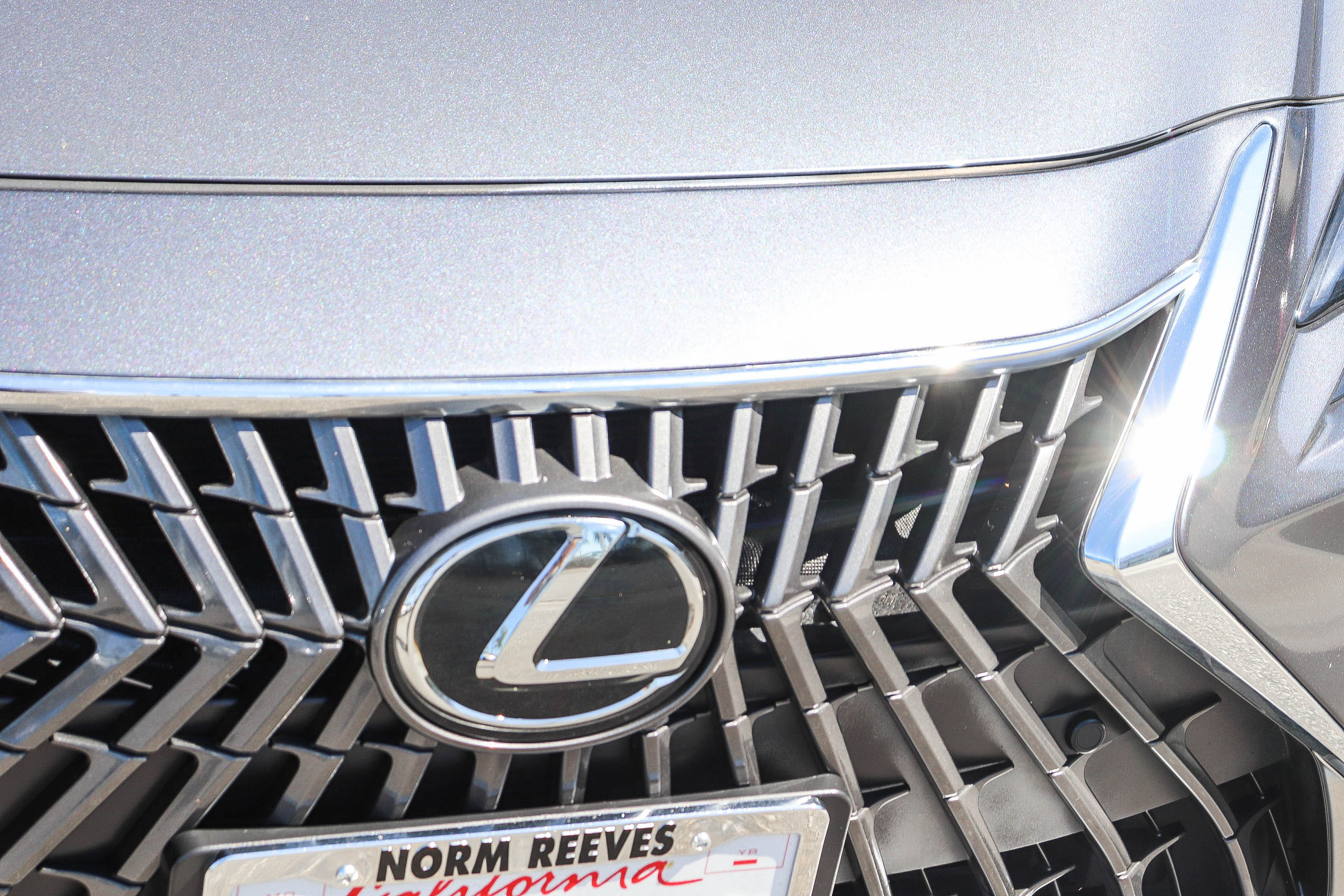 Used 2024 Lexus ES 300h w/ Premium Package FWD image 4