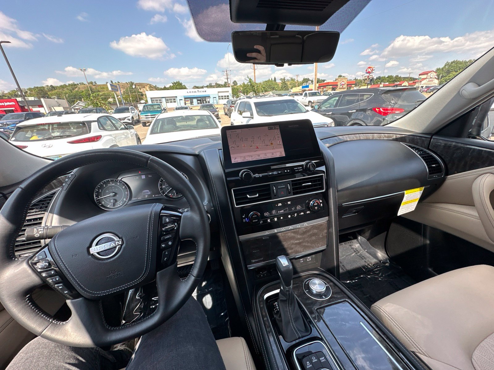 Used 2024 Nissan Armada Platinum w/ Cargo Package AWD/4WD image 52