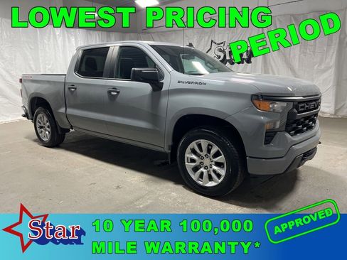 Used 2024 Chevrolet Silverado 1500 Custom image 1
