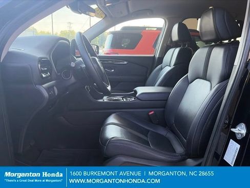 Used 2023 Honda Pilot EX-L image 12