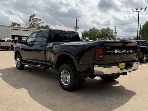 New 2026 RAM 3500 Tradesman AWD/4WD image 5
