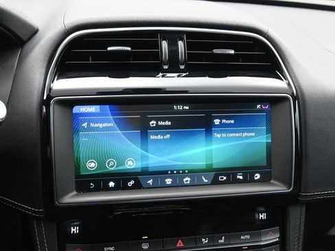 Used 2020 Jaguar F-PACE S image 14