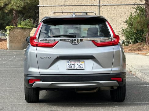 Used 2018 Honda CR-V LX image 4