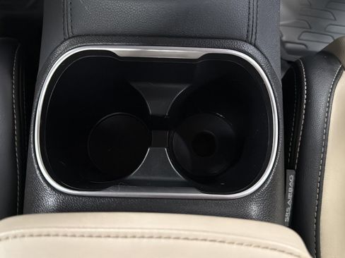 Certified 2023 Subaru Outback Limited image 36