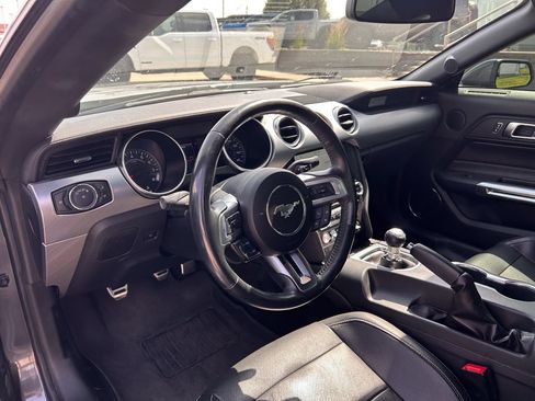 Used 2018 Ford Mustang GT Premium RWD image 9