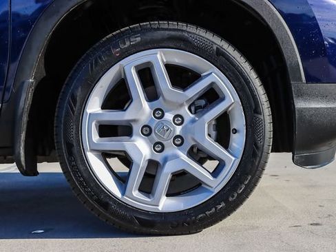 Certified 2024 Honda Passport EX-L image 11