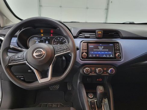 Used 2023 Nissan Versa SV FWD image 12