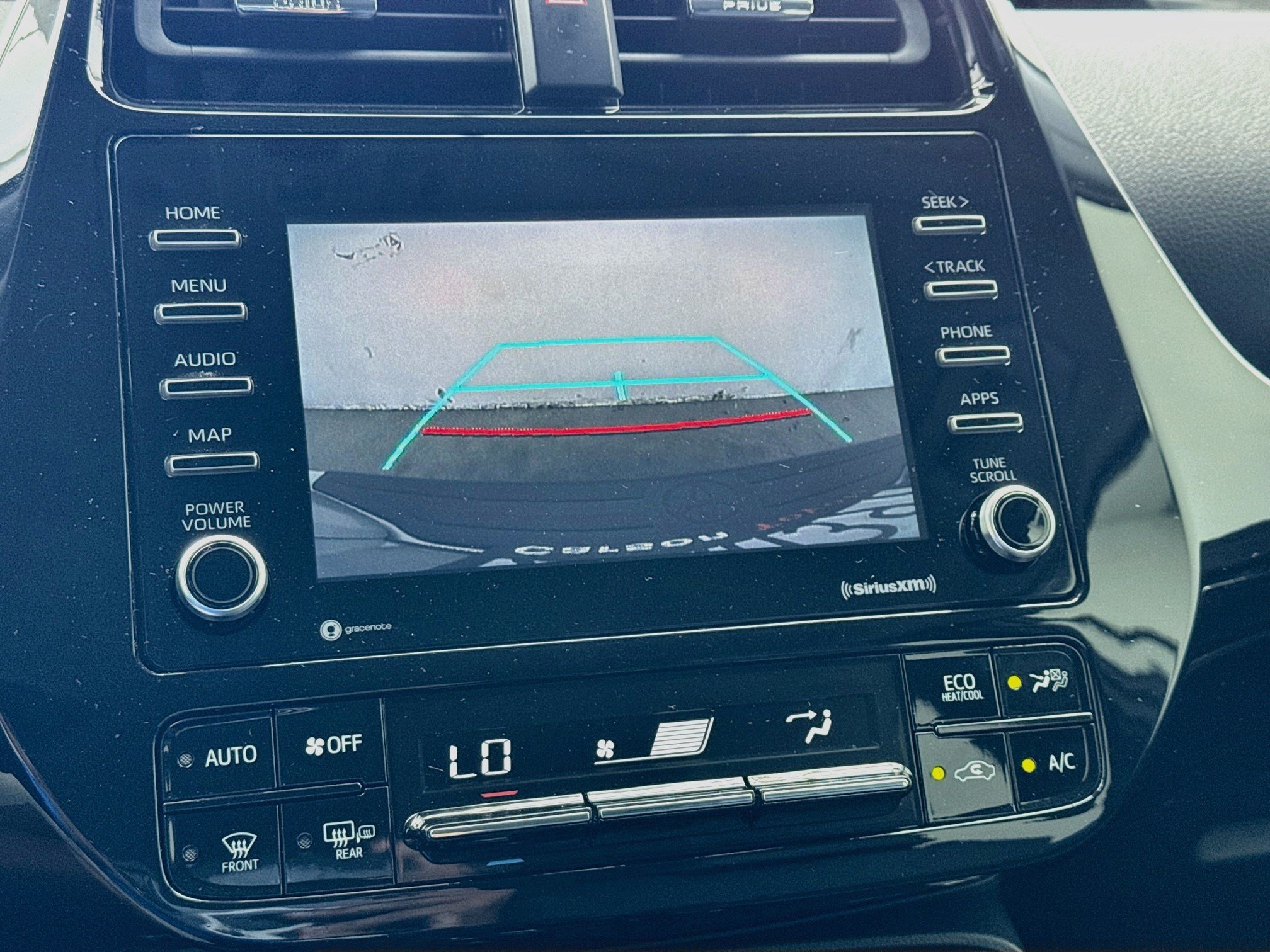 Used 2022 Toyota Prius FWD image 10