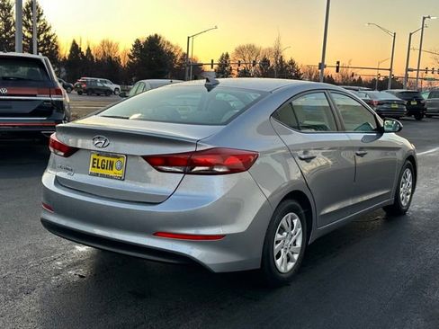 Used 2017 Hyundai Elantra SE image 6