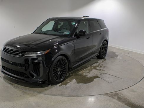 Used 2025 Land Rover Range Rover Sport SV Edition Two image 1