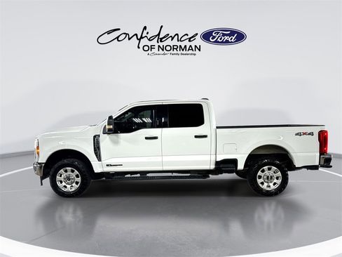 Used 2024 Ford F250 XLT image 5