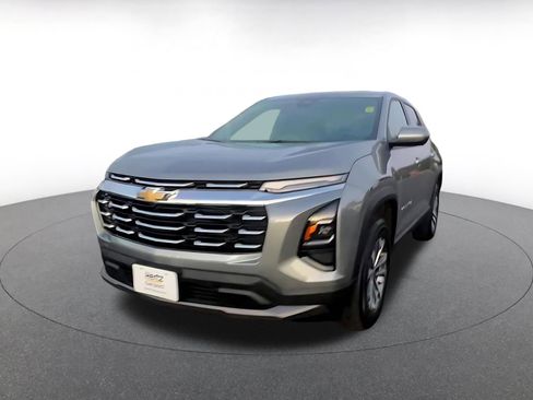 Used 2025 Chevrolet Equinox LT image 7