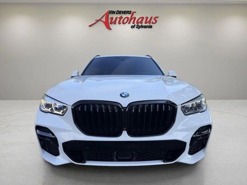 Used 2022 BMW X5 xDrive40i w/ M Sport Package AWD/4WD image 3