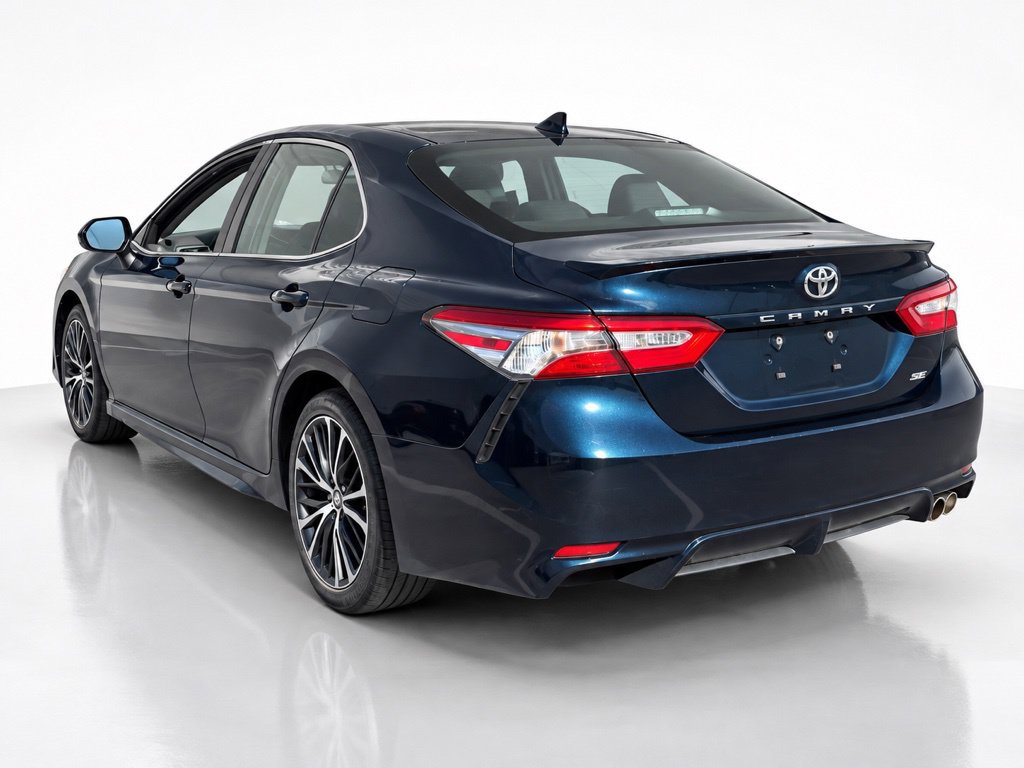 Used 2019 Toyota Camry SE FWD image 5