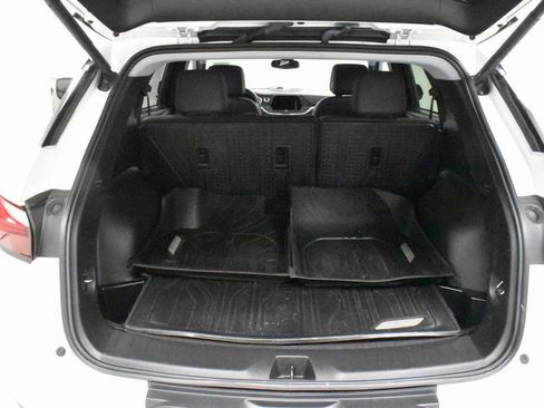 Used 2022 Chevrolet Blazer LT image 11