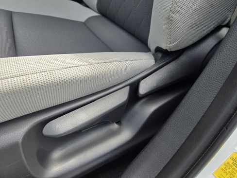 Used 2025 Toyota Corolla LE FWD image 20
