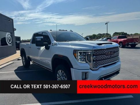 Used 2023 GMC Sierra 2500 Denali w/ Denali Ultimate Package AWD/4WD image 2