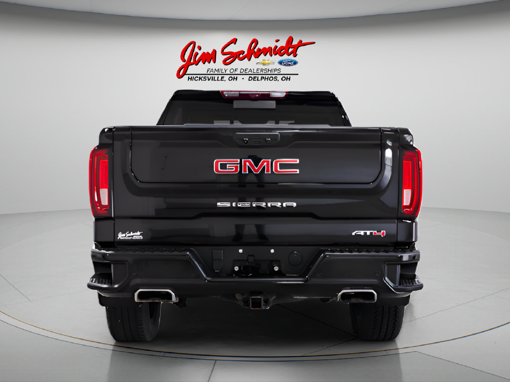Used 2024 GMC Sierra 1500 AT4 w/ Technology Package AWD/4WD image 5
