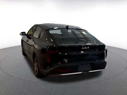 Used 2025 Kia K4 FWD image 8