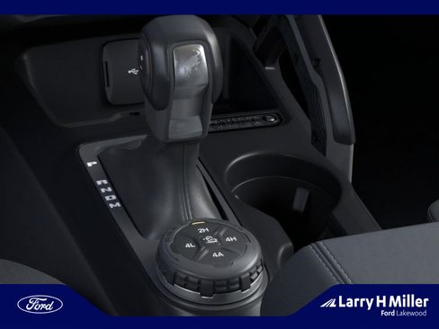 New 2025 Ford Bronco Outer Banks w/ Sasquatch Package AWD/4WD image 17