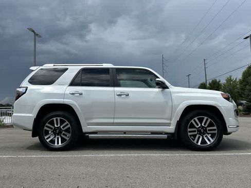 Used 2018 Toyota 4Runner Limited AWD/4WD image 3