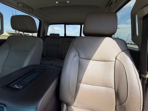 Used 2018 Chevrolet Silverado 1500 LTZ Z71 w/ LTZ Plus Package AWD/4WD image 11