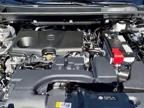 Used 2024 Toyota RAV4 XLE FWD image 10
