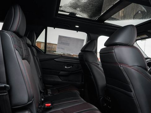 New 2026 Honda Pilot Black Edition image 13