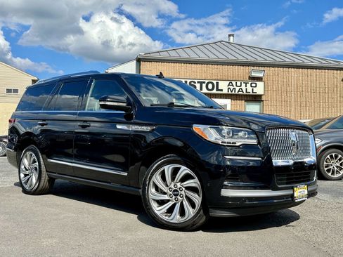 Used 2022 Lincoln Navigator Reserve image 51