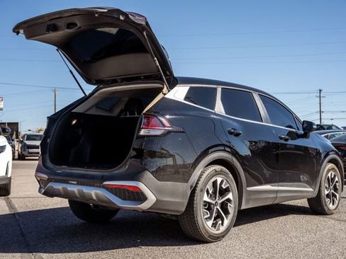 Used 2023 Kia Sportage EX image 5