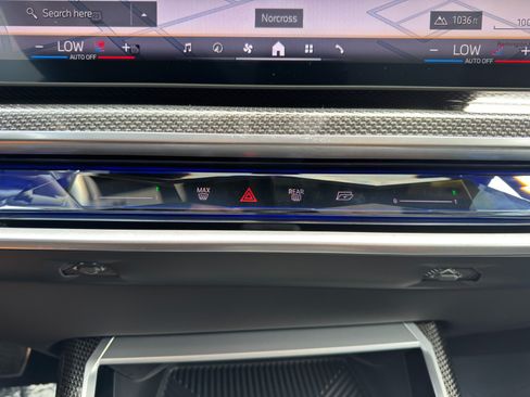Used 2023 BMW 740i w/ Executive Package RWD image 34